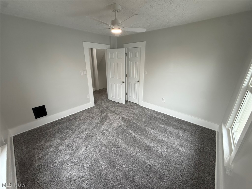 728 Oak Street NW New Philadelphia OH 44663