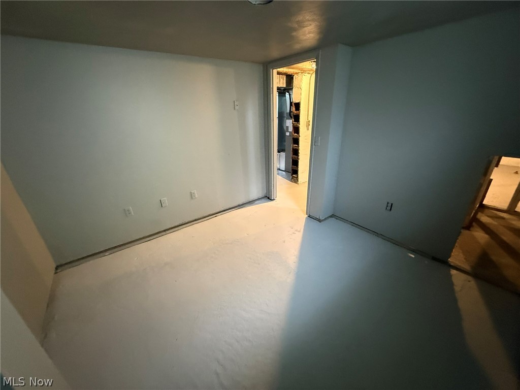 728 Oak Street NW New Philadelphia OH 44663