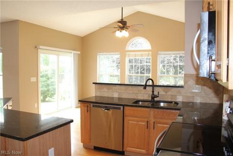 37603 Stoney Lake Drive North Ridgeville OH 44039