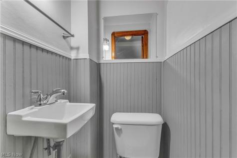 3807 W 133rd Street Cleveland OH 44111