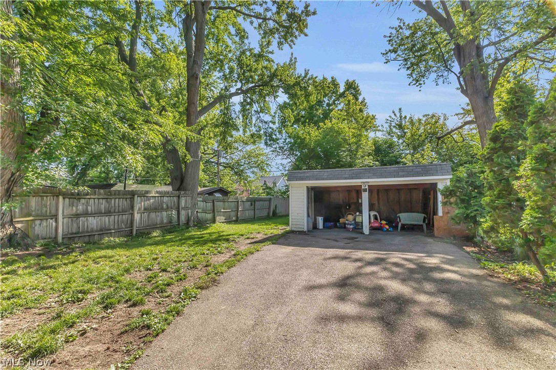 3807 W 133rd Street Cleveland OH 44111