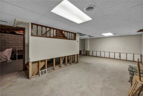 14126 Crystal Creek Drive Strongsville OH 44149
