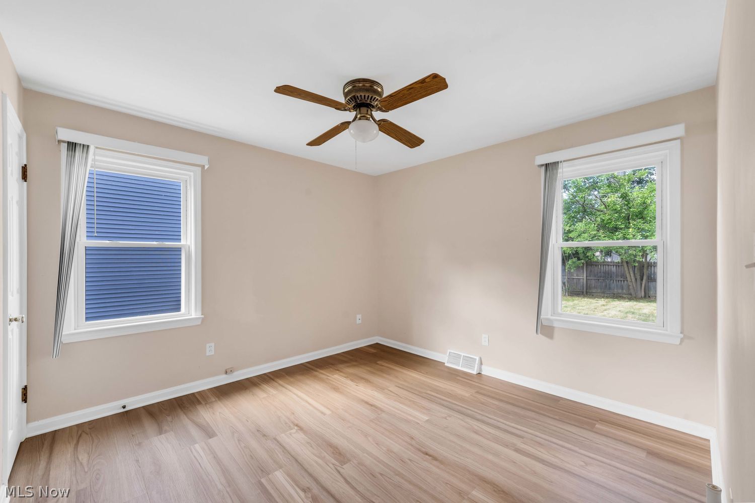 490 Columbia Road Bay Village OH 44140