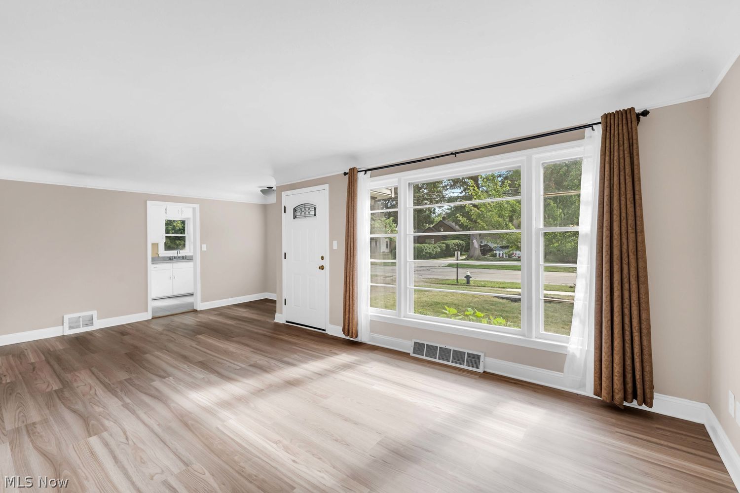 490 Columbia Road Bay Village OH 44140