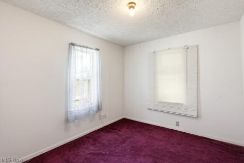 2417 Kermit Avenue Akron OH 44305