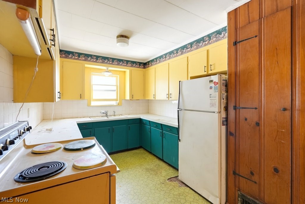 2417 Kermit Avenue Akron OH 44305