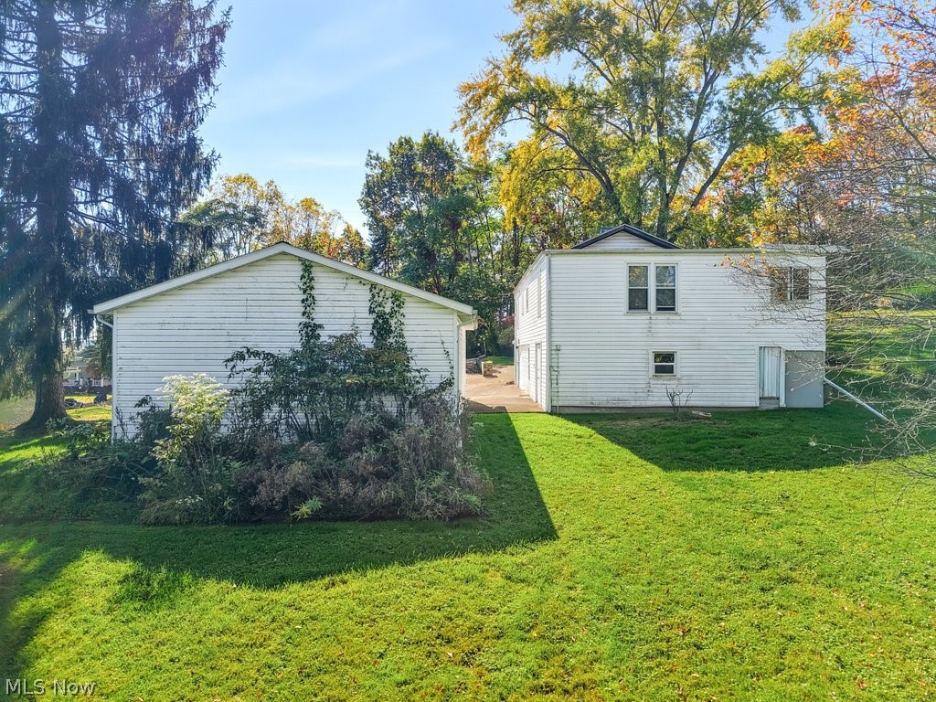 2417 Kermit Avenue Akron OH 44305