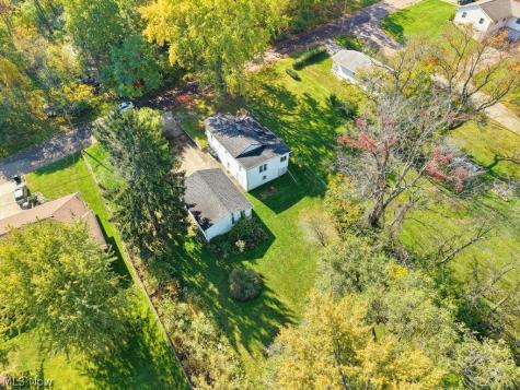 2417 Kermit Avenue Akron OH 44305