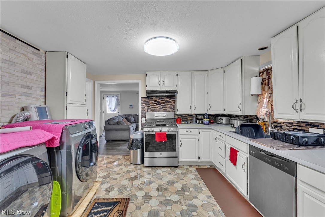 34031 Victor Drive Eastlake OH 44095