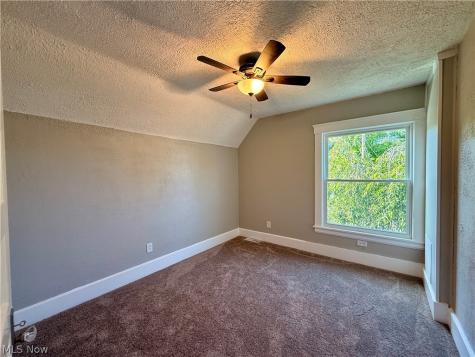 339 Columbus Street Elyria OH 44035