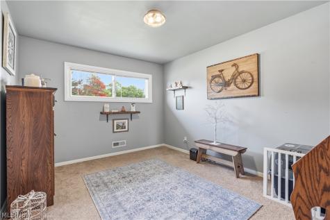 7308 Hacienda Drive Parma OH 44130