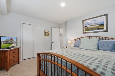 7308 Hacienda Drive Parma OH 44130