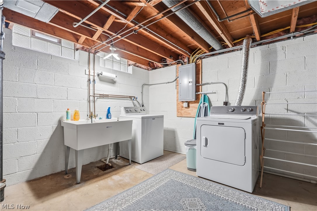 7308 Hacienda Drive Parma OH 44130