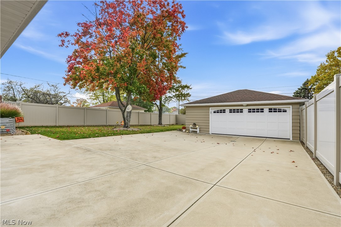 7308 Hacienda Drive Parma OH 44130