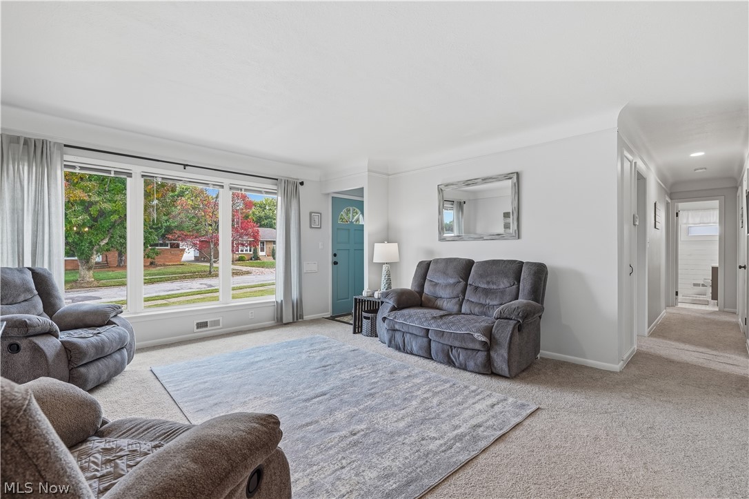 7308 Hacienda Drive Parma OH 44130