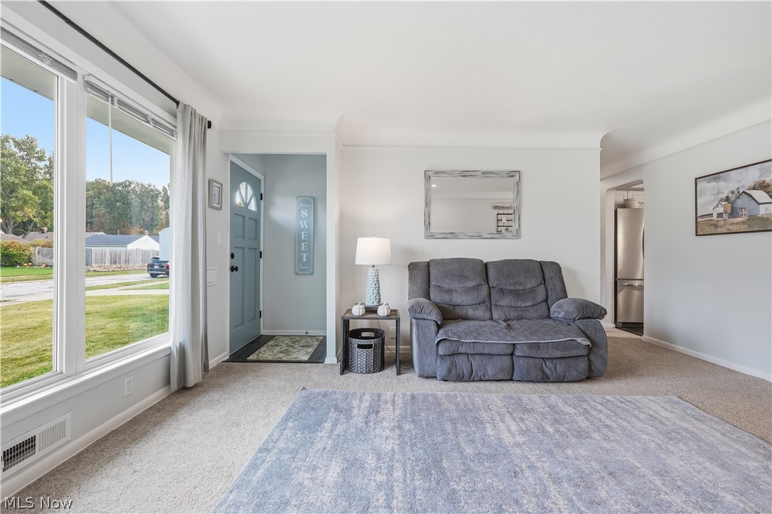 7308 Hacienda Drive Parma OH 44130