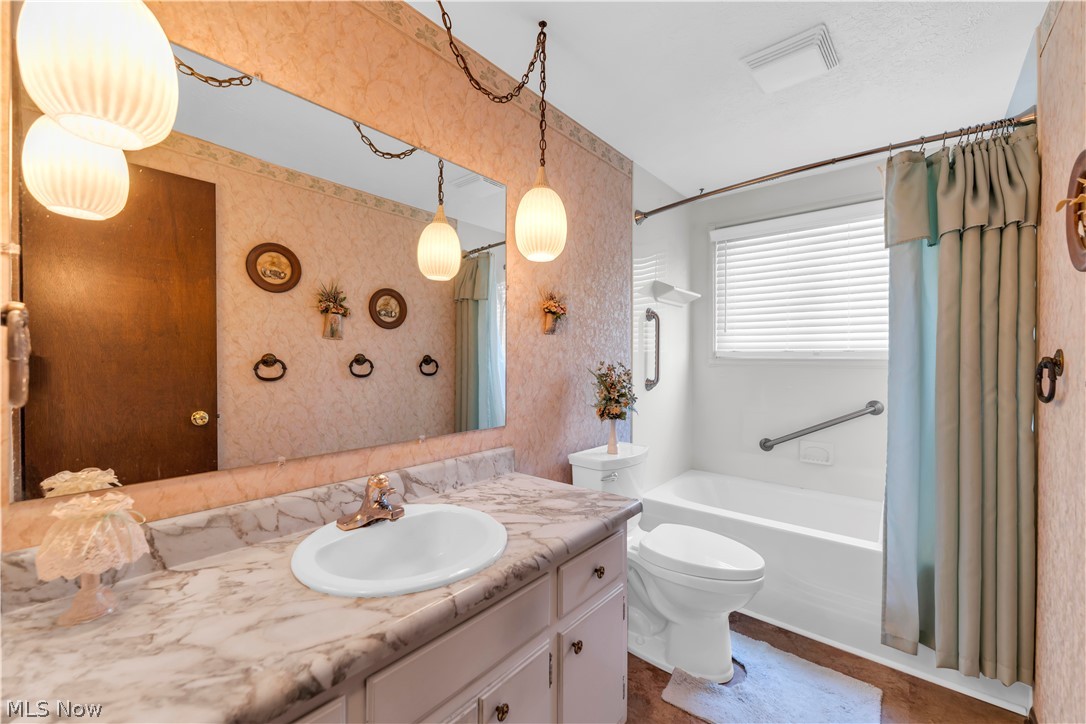 34739 Highland Drive North Ridgeville OH 44039