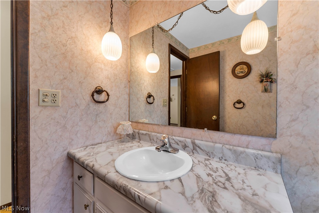 34739 Highland Drive North Ridgeville OH 44039