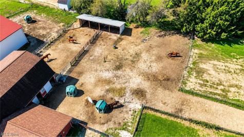 18 Manning Road Mogadore OH 44260