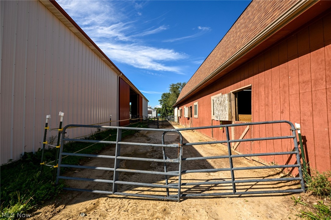 18 Manning Road Mogadore OH 44260