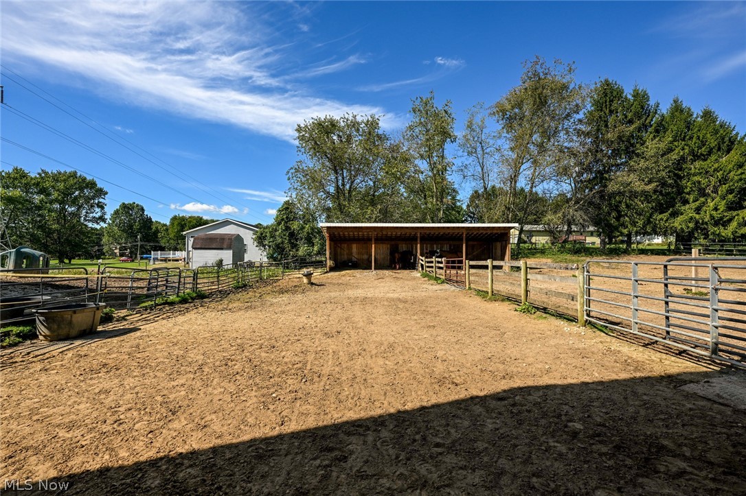 18 Manning Road Mogadore OH 44260