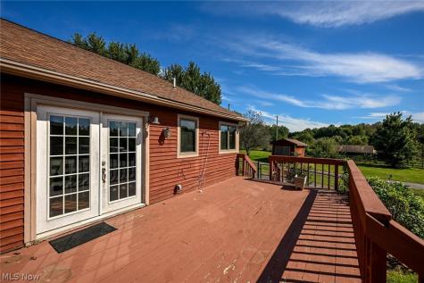 18 Manning Road Mogadore OH 44260