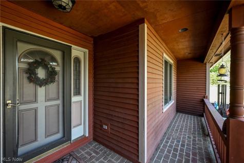 18 Manning Road Mogadore OH 44260