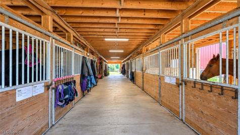 18 Manning Road Mogadore OH 44260