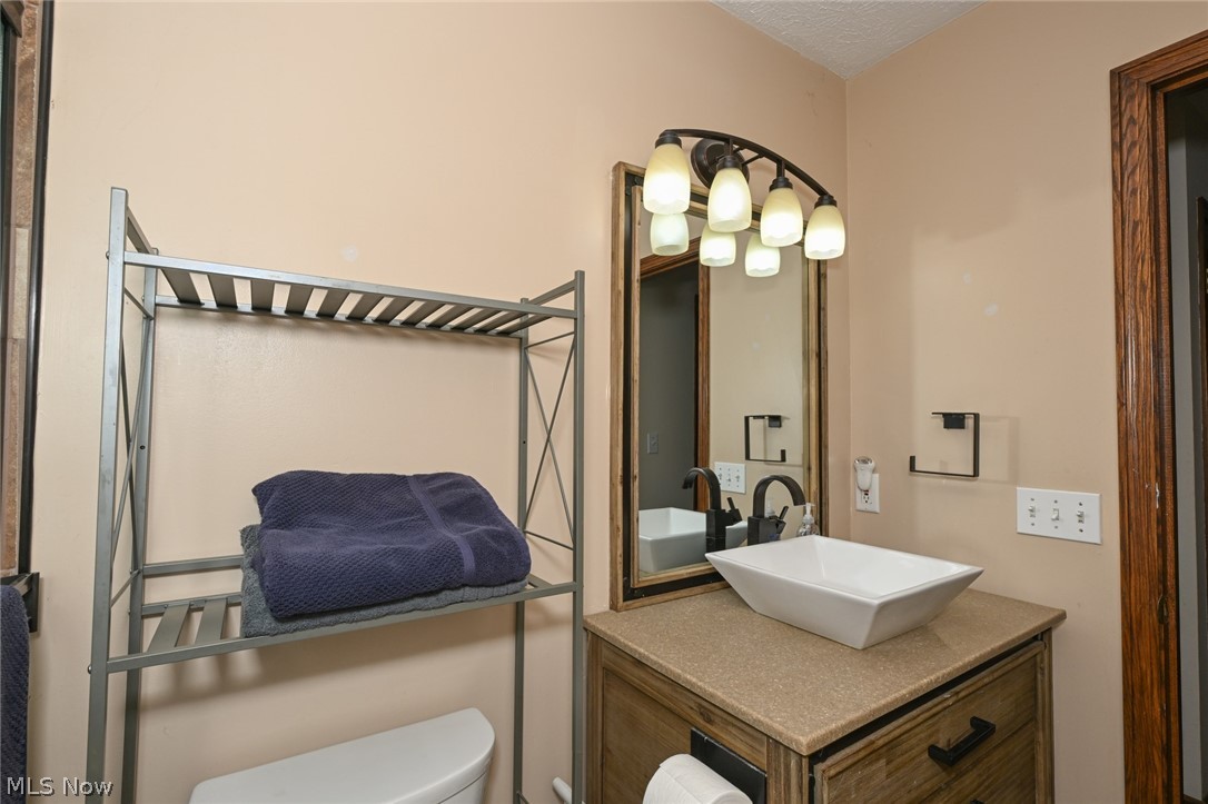 18 Manning Road Mogadore OH 44260
