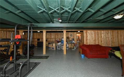 18 Manning Road Mogadore OH 44260