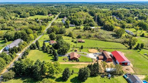 18 Manning Road Mogadore OH 44260