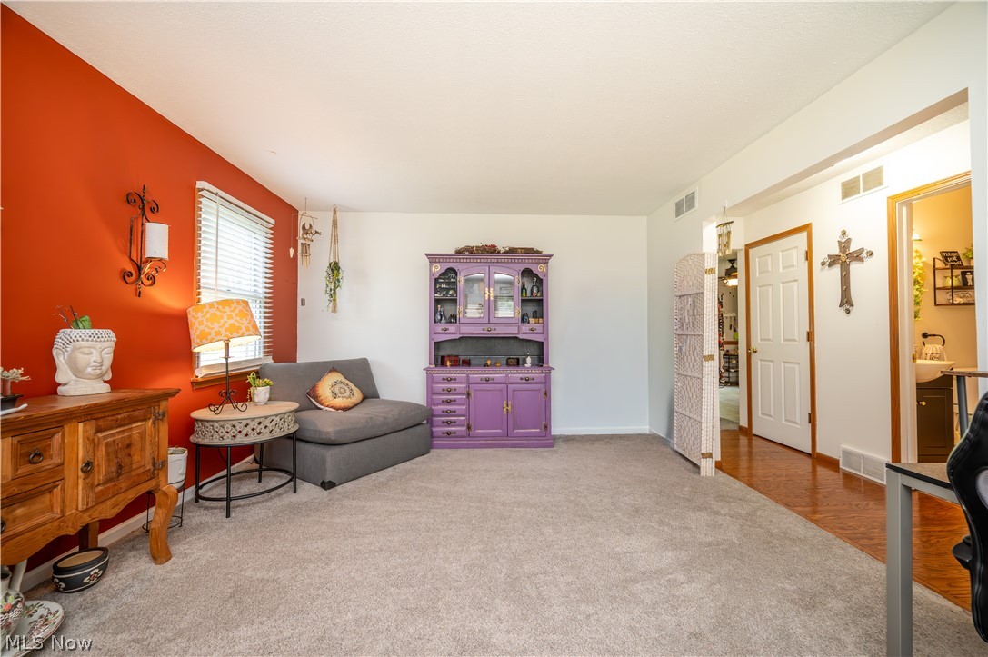 2218 Crestmont Drive Girard OH 44420