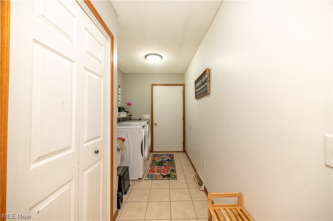 2218 Crestmont Drive Girard OH 44420
