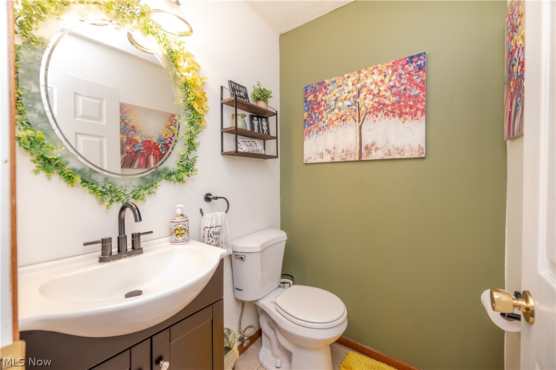 2218 Crestmont Drive Girard OH 44420