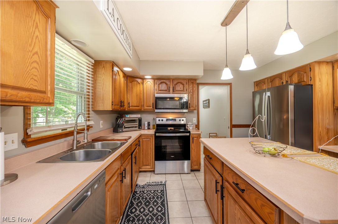 2218 Crestmont Drive Girard OH 44420