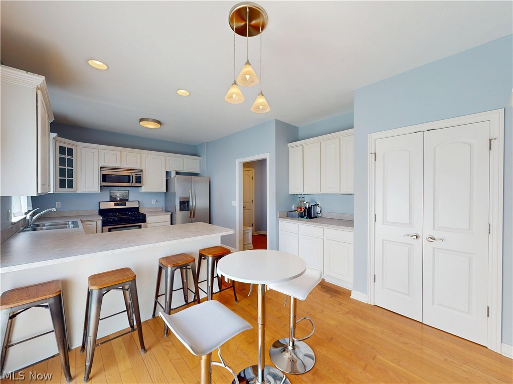 5133 W 7th Street Brooklyn Heights OH 44131