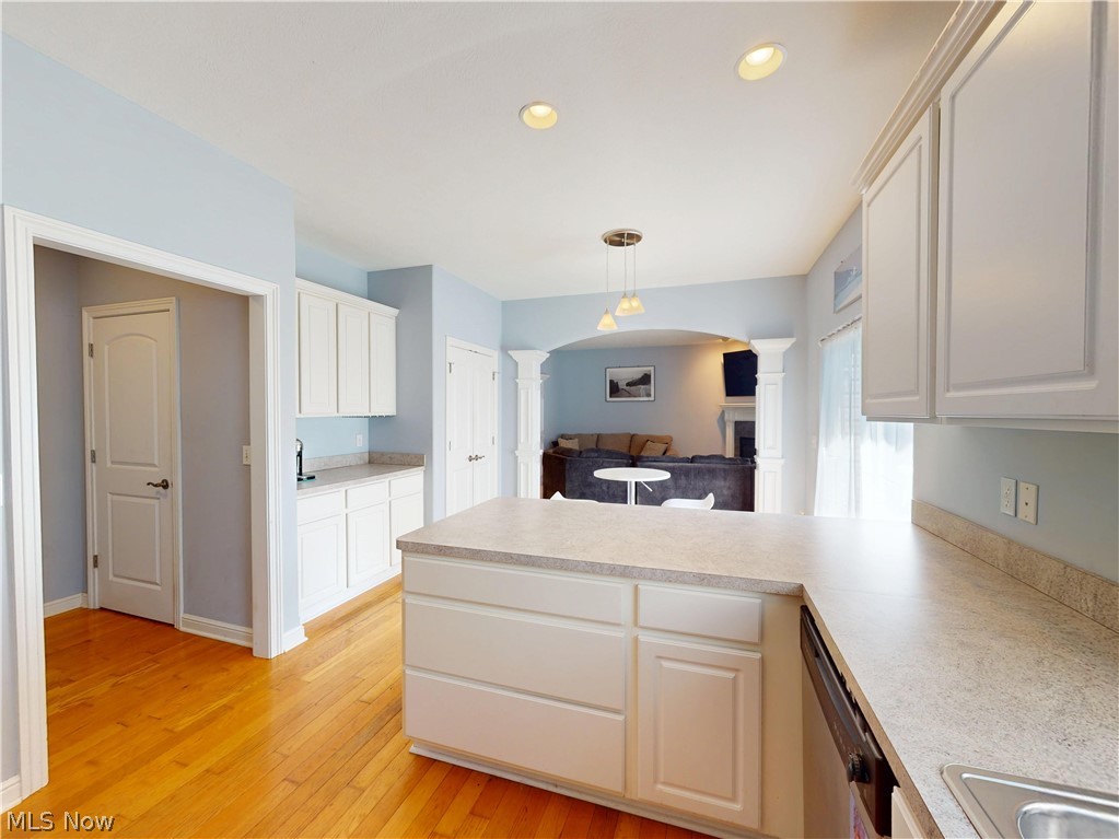 5133 W 7th Street Brooklyn Heights OH 44131