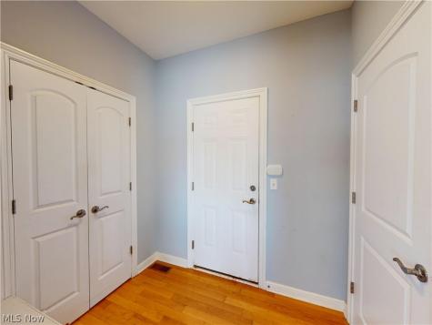 5133 W 7th Street Brooklyn Heights OH 44131
