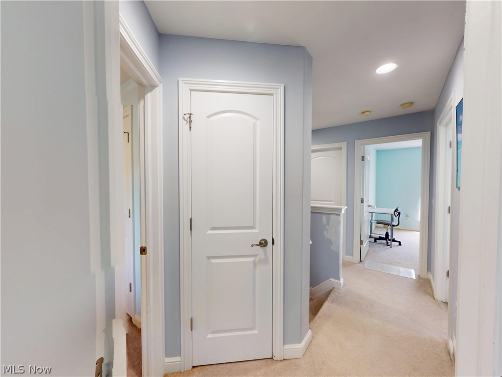 5133 W 7th Street Brooklyn Heights OH 44131