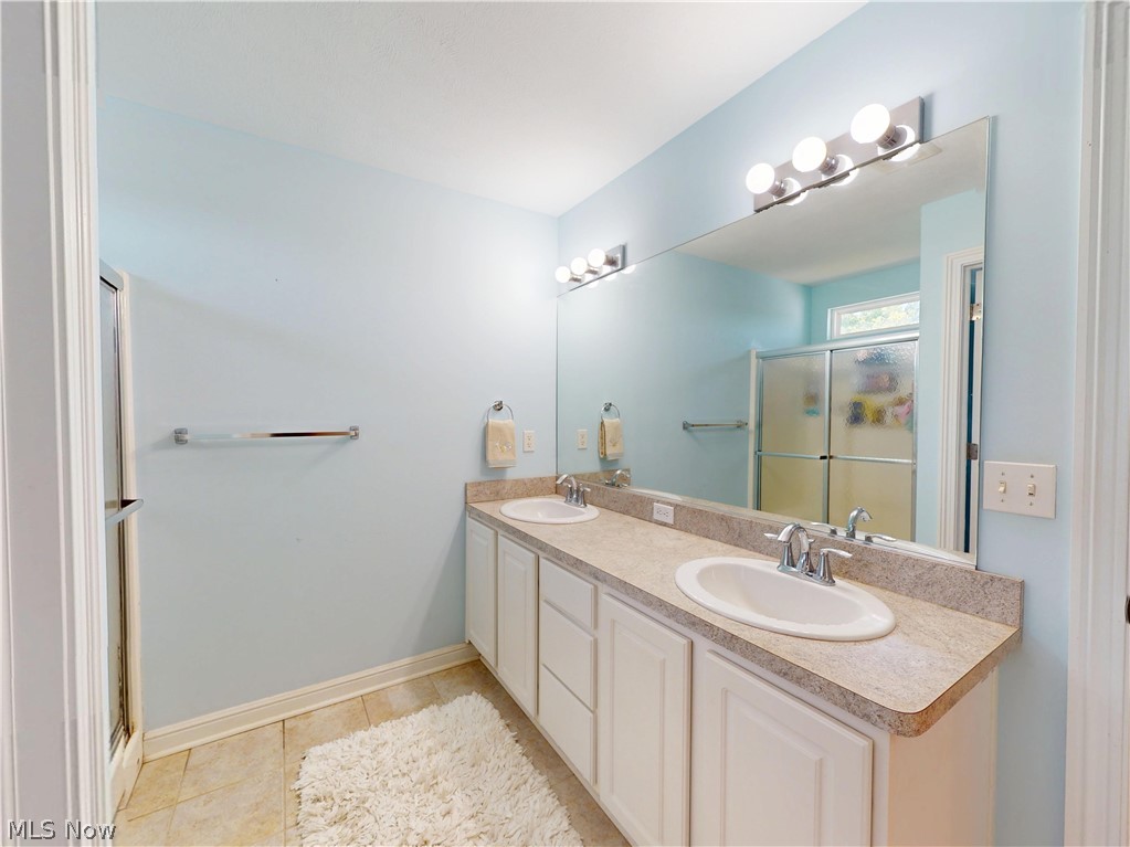 5133 W 7th Street Brooklyn Heights OH 44131