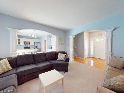 5133 W 7th Street Brooklyn Heights OH 44131
