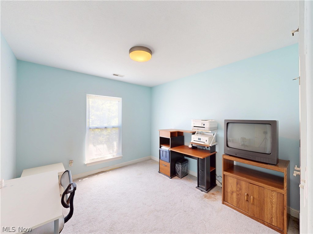 5133 W 7th Street Brooklyn Heights OH 44131