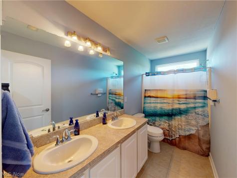 5133 W 7th Street Brooklyn Heights OH 44131