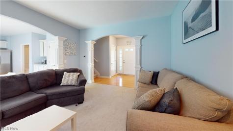 5133 W 7th Street Brooklyn Heights OH 44131