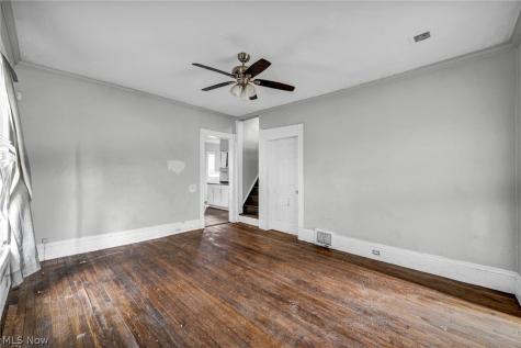 8417 Tioga Avenue Cleveland OH 44105