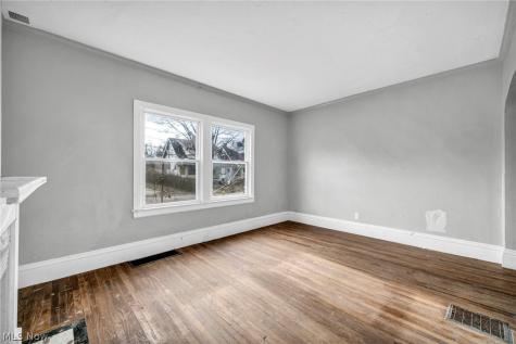 8417 Tioga Avenue Cleveland OH 44105