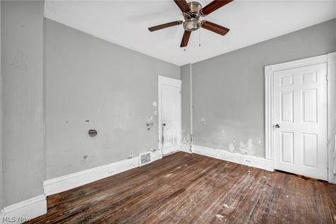 8417 Tioga Avenue Cleveland OH 44105