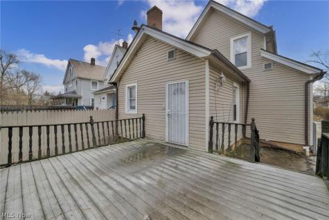 8417 Tioga Avenue Cleveland OH 44105