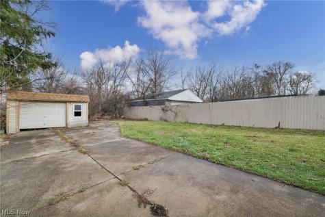 8417 Tioga Avenue Cleveland OH 44105