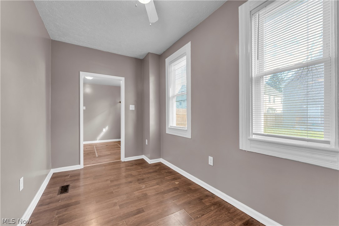 5628 Pacific Avenue Cleveland OH 44102